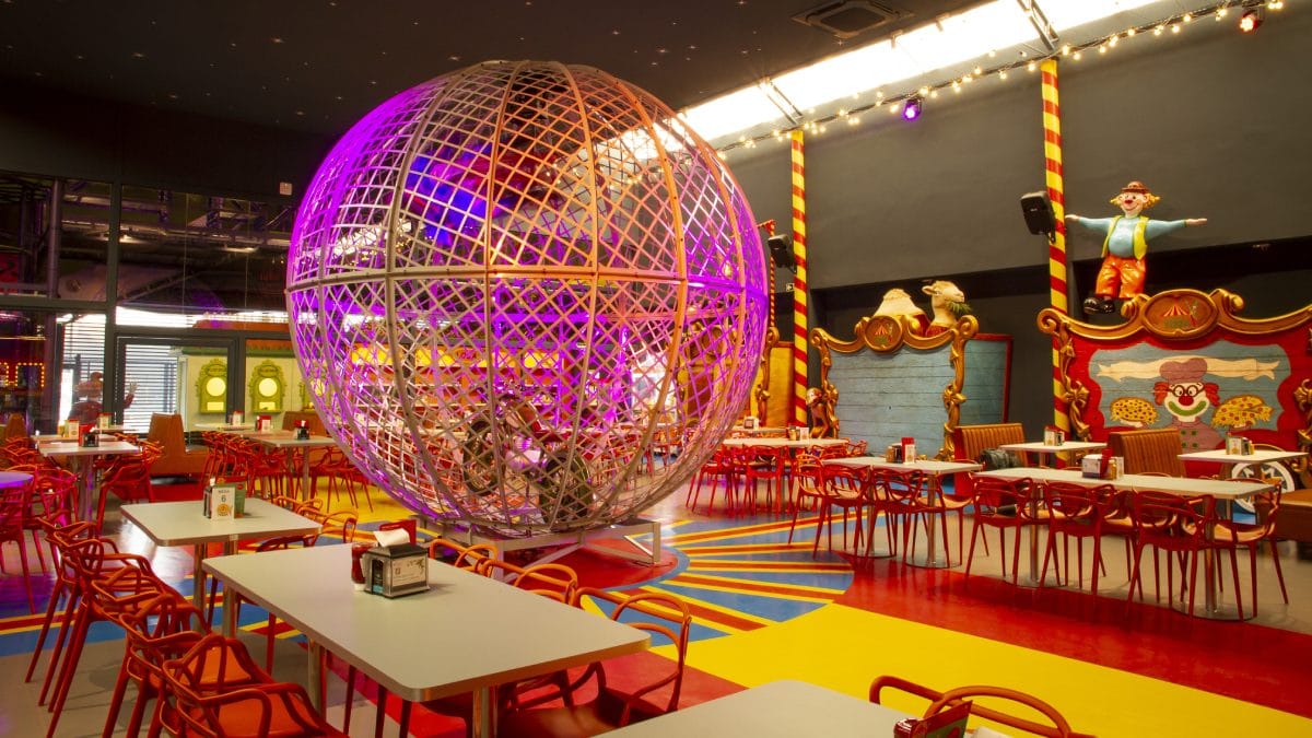 Ambiente real do Circo da Pizza