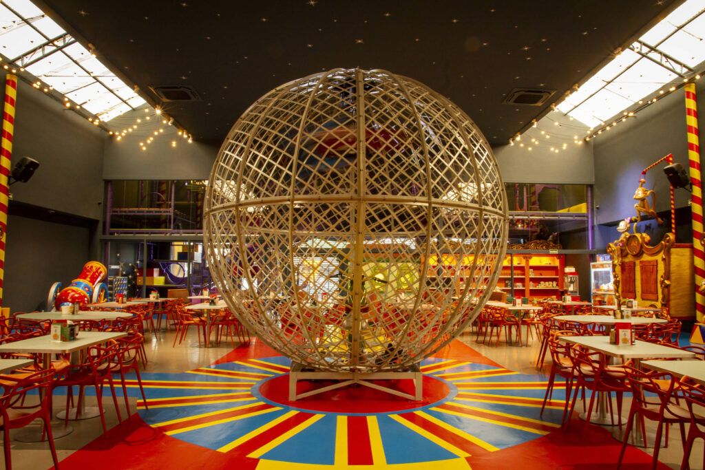 Ambiente real do Circo da Pizza